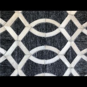 Meet your Posher, Mickie